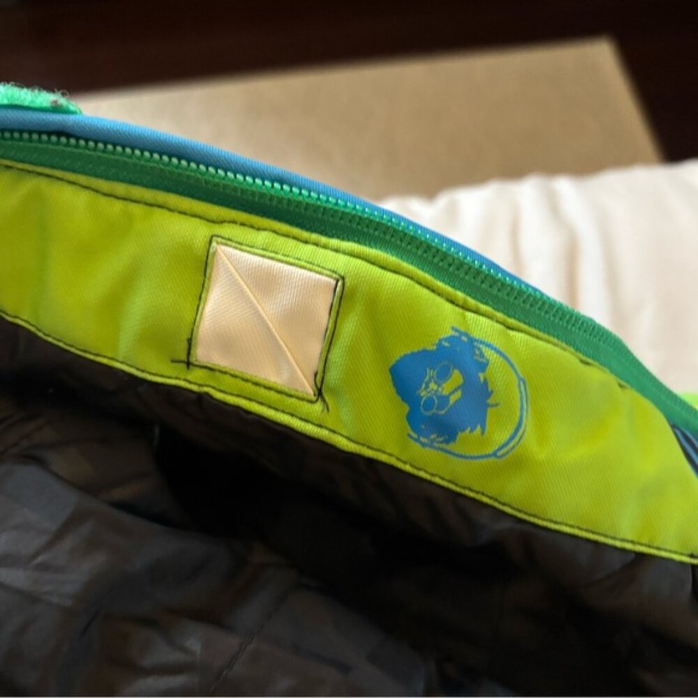 Jacket - Picture 5 of 7